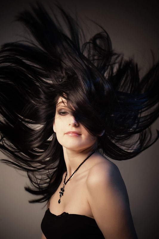 SOIN-DES-CHEVEUX-Le-Guide-Ultime-pour-une-Chevelure-de-Rêve-en-2025 gayella